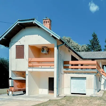 Lejlighed Avala